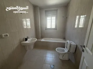  8 شقة جديدة للايجار