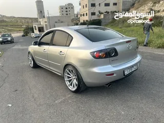  8 مازدا 3 2005 مميزه بسعر مغري