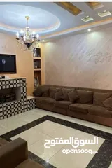  3 لقطه لقطه بنايه بسعر الارض فقط للبيع ضاحية النخيل