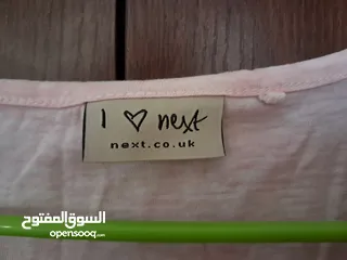  3 فستانان بناتي الاول ماركة next طويل والثاني مورد جديد غير مستعمل .  وحذاء ماركة nike الاصلي للبيع
