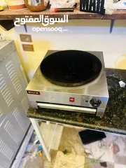  3 معدات كريب و وافل وخلاط صناعي وماكينة تسييح شكولا وجاطات بلاستك حراري غذائي امريكي وماكينة بسكوت ايس
