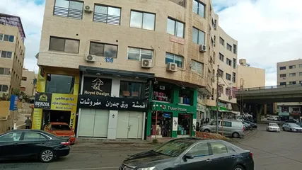  3 مكاتب للايجار شارع مكه دوار الكيلو