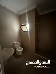  14 شقة كبيرة بمدخل مستقل تشطيب ديلوكس للايجار (مساحة 150م2)