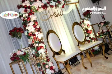  29 كوشة دائرية بتنسيق ورد مميز مع كامل اكسسوراتها