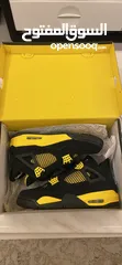  5 Jordan 4 Retro 2023 Thunder New in box Men’s (Size 9.5 US/43 EU) Black/White-Tour Yellow