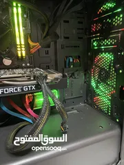  2 PC GAMENG للبيع مع شاشه بسعر خرافي