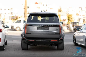  4 Range Rover Vogue 2023