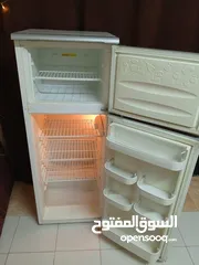  2 ثلاجه جينرال 14قدم  بحالة ممتازه جدا للبيع استخدام بسيط سبب البيع السفر