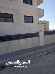  2 شقه طابق ارضي قرب كلية البلقاء الحي الشرقي مساحة الشقه 181 م2 جديد غير مسكون بأعلى تنظيم وموقع ومساح
