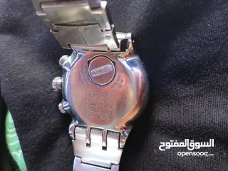  13 ساعة سواتش اصلي للبيع بسعر مناسب وقابل للتفاوض