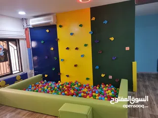  26 بركة طابات مترين في مترين مع 2000 طابة