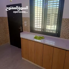  21 للبيع في عابود شاليه مساحة واسعة