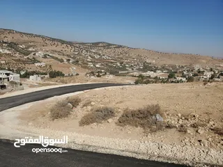  1 قطع اراضي صخرية سكنية مميزة مطلة بيرين القصبات شوارع معبدة كامل الخدمات على شارعين من المالك مباشرة