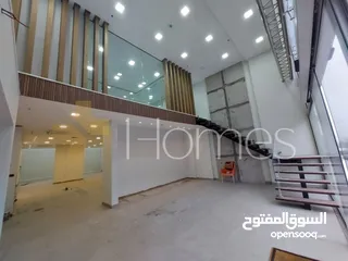  3 معرض ثلاث ابواب (واجهة 18 متر) للايجار في شارع مكة , بمساحة 659م