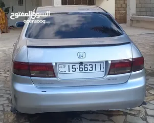  2 هوندا أكورد بنزين أصلي