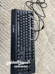  1 كيبورد قيمنق من فئه msi