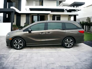  6 AED1080 PM  HONDA ODYSSEY 3.5L TOURING  FULL OPTION  FSH  GCC SPECS  FIRST OWNER