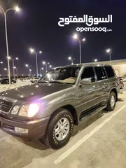  2 ستيشن لكزس كلاسيك للايجار اليومي صلالة   classic lexus LX 470 for rent in  Salalah