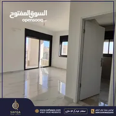  4 شقة مميزة لم تسكن مسبقاً للبيع بالطيرة  ​/عقار رقم : B1710
