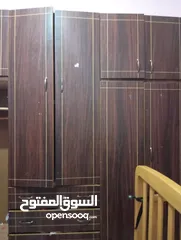  1 غرفة نوم للبيع بحالة جيدة مع خزانة