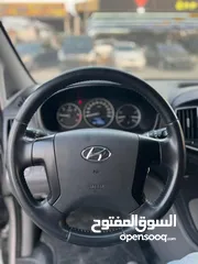  18 HYUNDAI   H1   2019