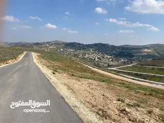  1 قطعة ارض للبيع ( منطقة فلل وقصور )واصل جميع الخدمات ( على قمة بيرين )