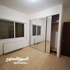  12 شقة للايجار بالقرب من مكة مول