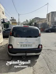 4 سيتروين c3 بكاسو 2014