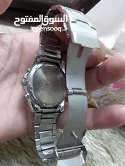  3 ساعات أصليه وكوبي بأسعار مناسبة