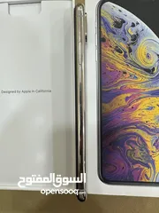  10 للبيع ايفون xs ماكس