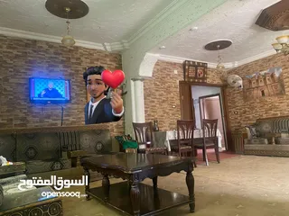  10 فيلا بالصلاة على النبي موقع مميز جدأ على ثلاث شوارع بالقرب من مستشفى ايدون العسكري