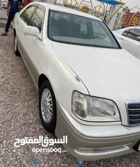  4 كراون ملكه