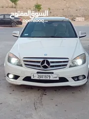  1 Mercedes Benz.