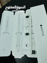  11 Apple Watch SE (2nd Generation)(2023)