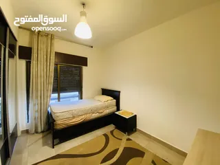  8 شقة طابق 3، 2 نوم، (1) ماستر، حمامين مفروشة بحي الرونق بإطلالة.