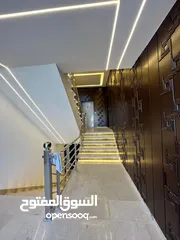  16 بالاقساط شقة 220 متر في دير غبار باطلالة خلابة و تشطيب فندقي