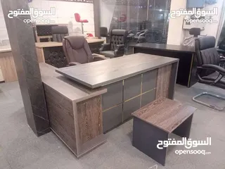  14 مكتب 140*70 مع جانبيه 80*40 وطاولة وسط تفصيل خشب مستورد بسعر المصنع
