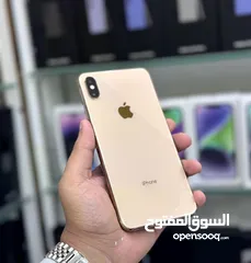  3 عرض خاص : iPhone xs max 256gb هاتف نظيف بدون اي شموخ أموره مره طيبه مع ملحقاته و ضمان بأقل سعر