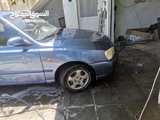  10 هونداي اكسنت موديل 2000 قصت الفيرانا الون ازرق قابل للتفاوض