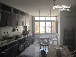  3 شقة مشطبة 165 متر