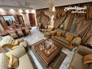  18 دابوق فيلا مستقله فلات موقع مميز مقابل حدائق الحسين وقرب ستي مول
