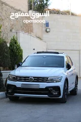  8 تيجوان R-Line للبيع مع امكانيه البدل