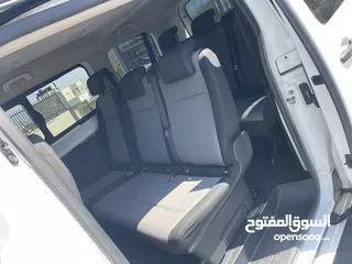  6 بيجو اكسبرت 2018