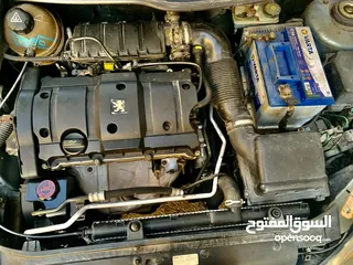 6 بيجو 206 موديل 2005