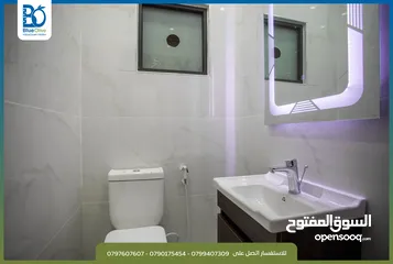  5 شقه فاخره تشطيب سوبر ديلوكس ثالث مع روف مطله لم تسكن للبيع من المالك في ابو علندا الجديده