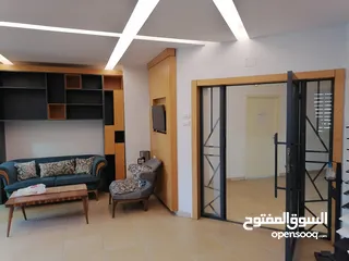  1 مكتب للايجار مساحة 50 متر مربع، مفروش سوبر ديلوكس مناسب جداً للبدء مباشرة بالعمل الخاص بك..