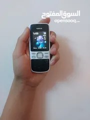  6 هواتف نوكيا  ثقيلة فلندي اصلية مع شاحن اصلي