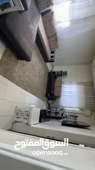  2 كورنر للبيع بسعر مغري خشب زان
