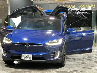  17 Tesla model x 75D 7 seats