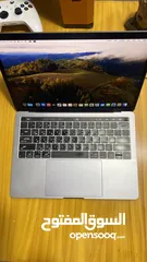  2 MacBook Pro 2018/core i5/512 ssd/16 ram/13 inch/2GB graphics